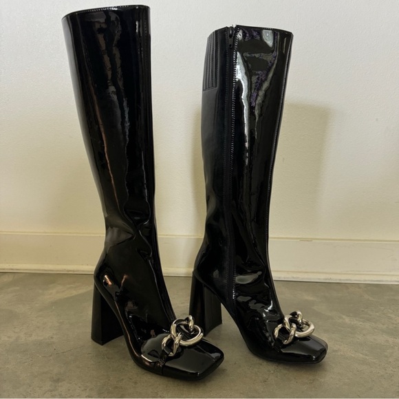 NWOT. Never been worn! Beautiful boots! Tall Patent leather boots! Silver chain! - Picture 2 of 8